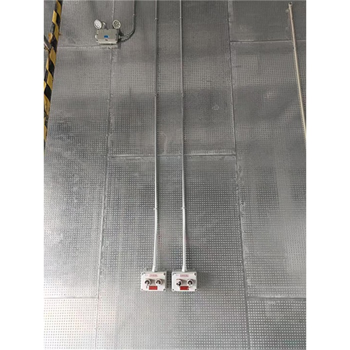 常熟市某氫能公司氫氣倉(cāng)庫(kù)防爆改造現(xiàn)場(chǎng)安裝試機(jī)中..